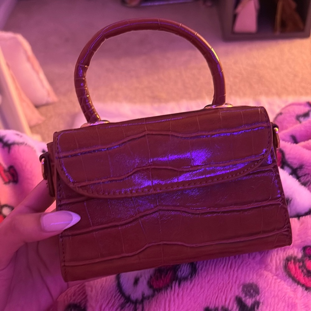 Shiny crocodile mini clutch